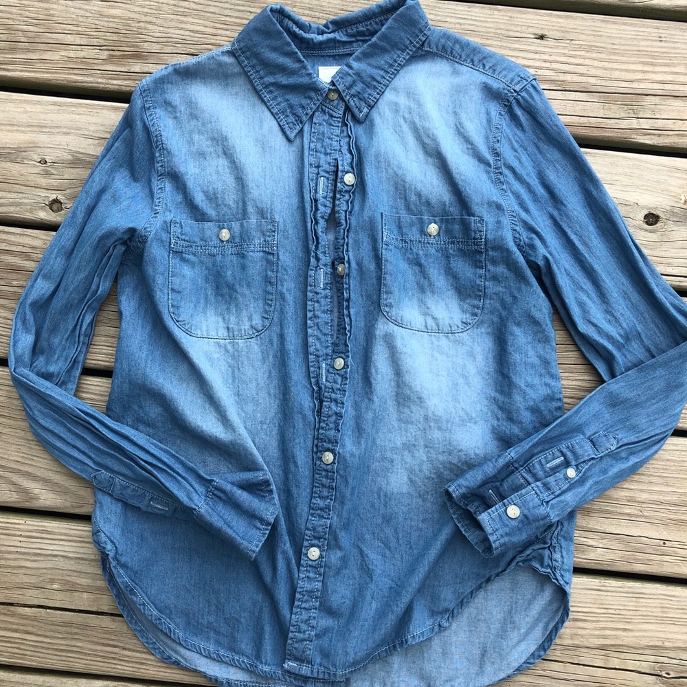 Long sleeve button down shirt